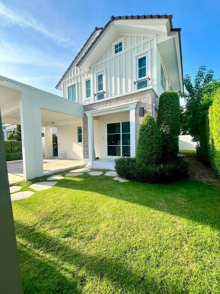 🟢 Sell / rent 2-story detached house, beautiful condition. South house position Free furniture + 4 air conditioners included.