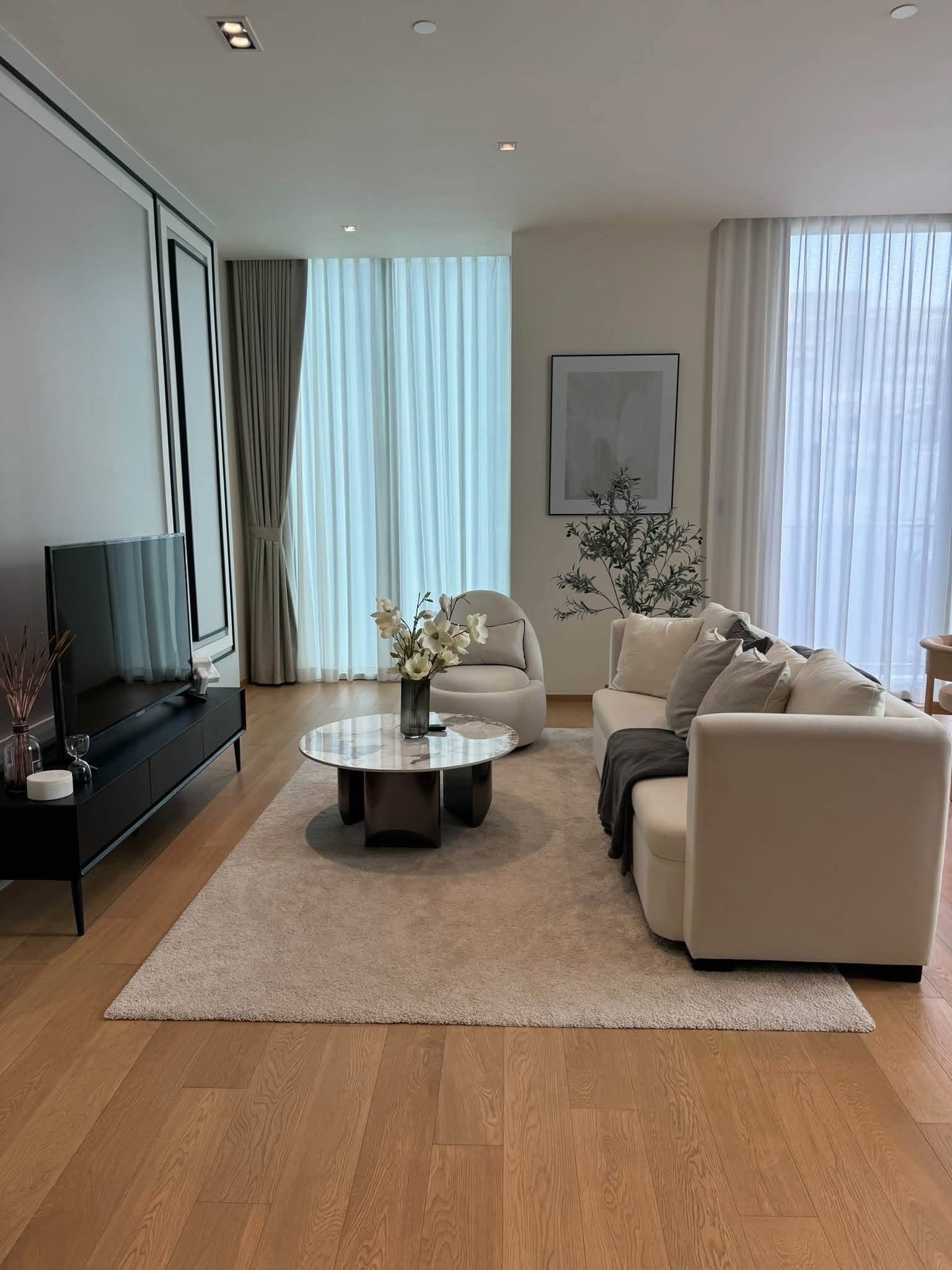 🔆28 Chidlom for rent🔆ห้องหัวมุม 90ตรม. เช่า120,000 – รูปที่ 2
