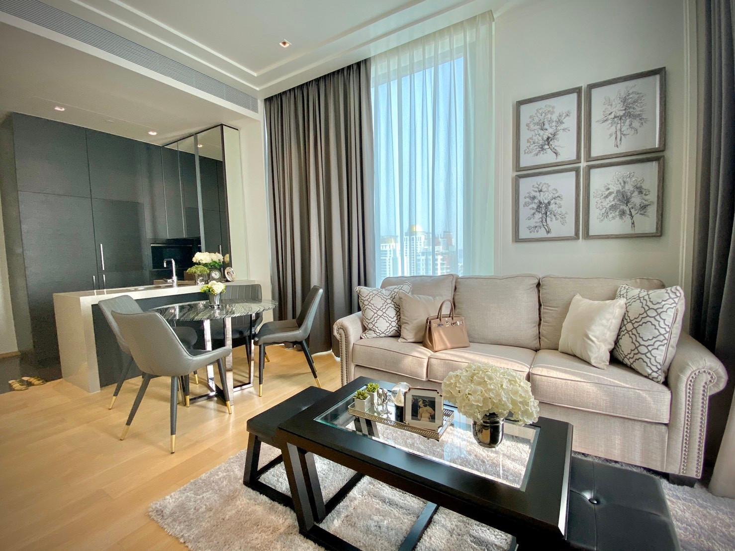 FOR SALE ( 2 BEDROOM 2 BATHROOM 77 SQ.M )  -- NEGOTIATION --