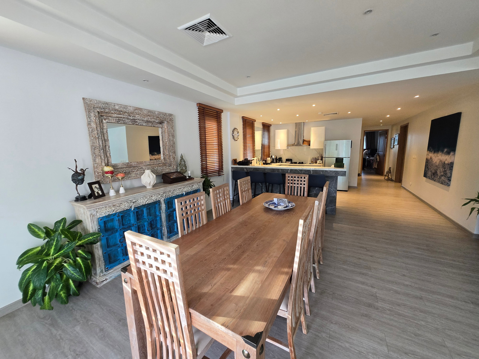 Renovated 200 m2 ,3 bedroom residential apartment with great view. – รูปที่ 4