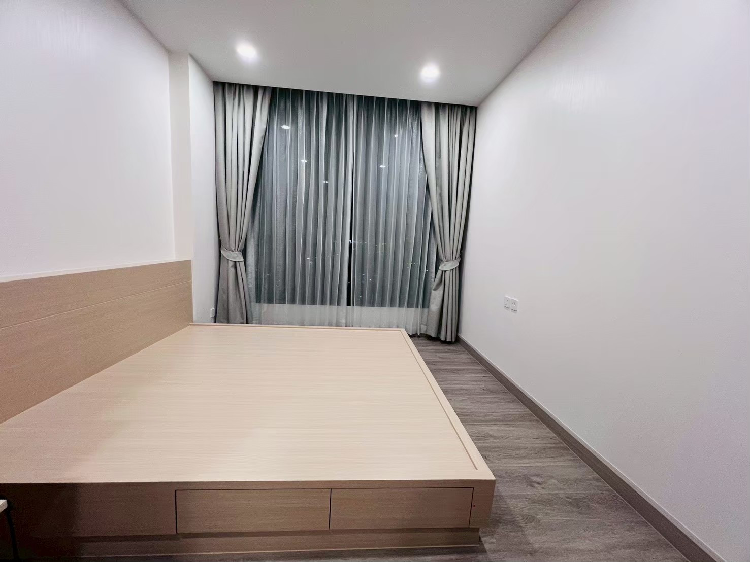 For rent, Supalai Premier Ratchawat, 12th floor.