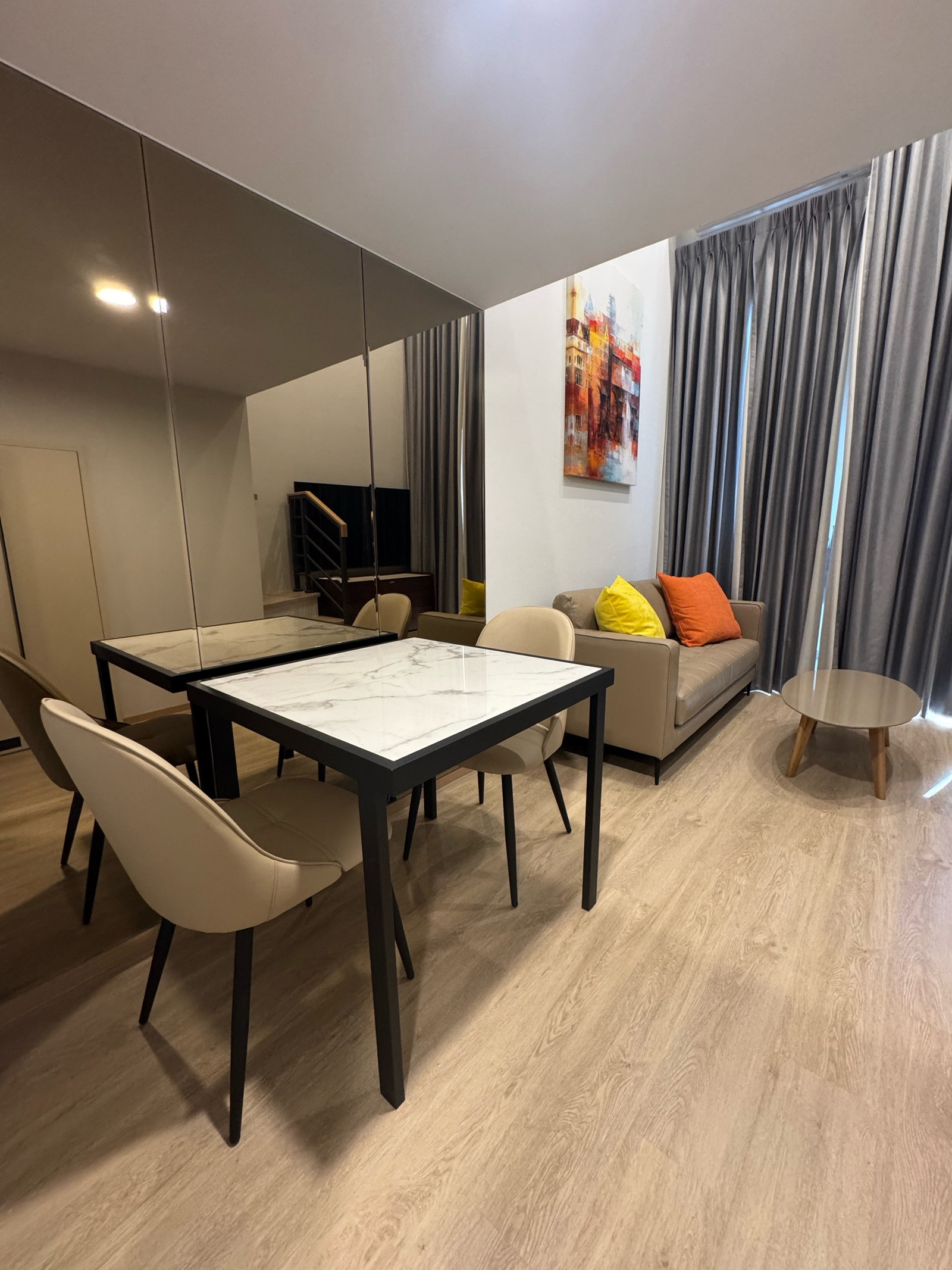 For Rent 1 Bedroom price 30,000 baht culture Chula new room contact 0869017364