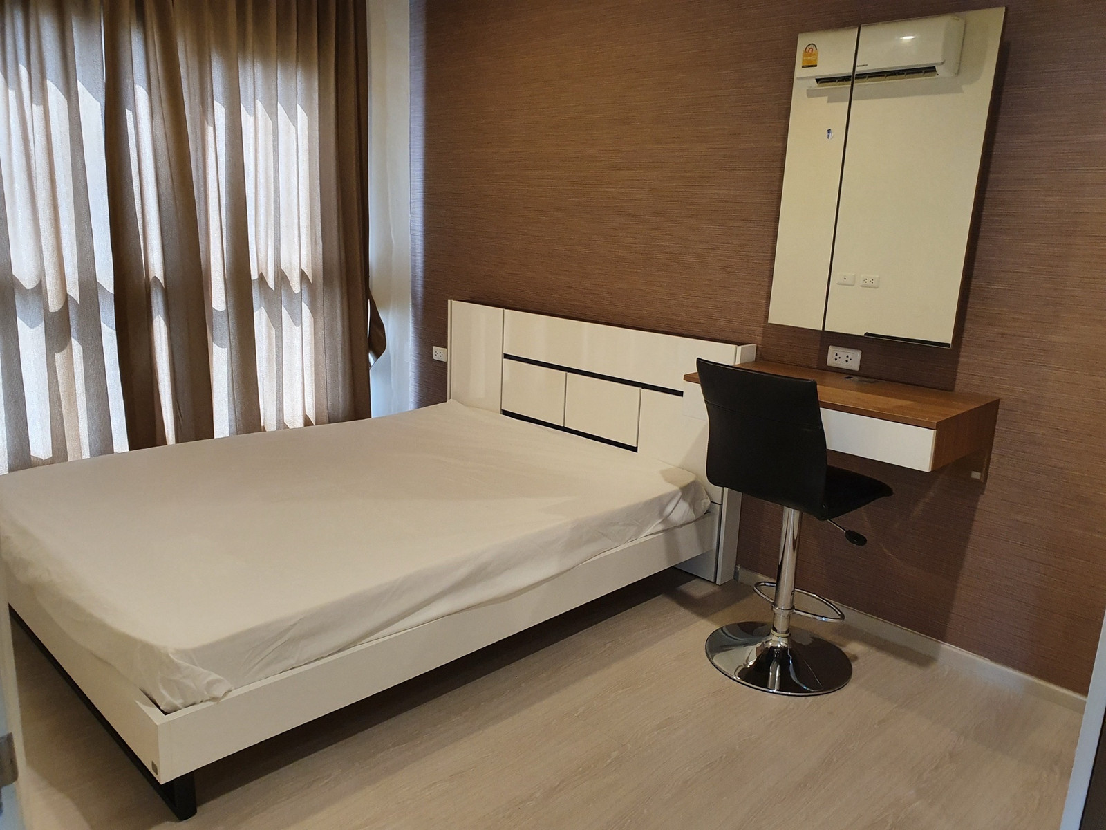 ให้เช่า Aspire Sathorn Taksin Timber Zone ชั้น 16 ให้เช่า Aspire Sathorn Taksin Timber Zone ชั้น 16