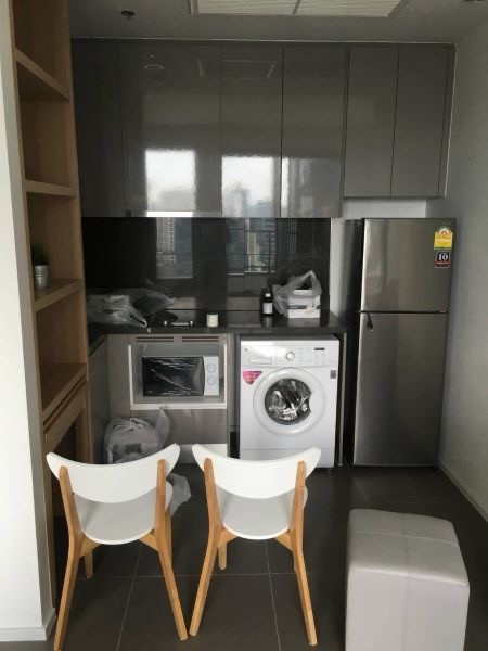 ด่วน! คอนโด Pet Friendly ห้าแยกลาดพร้าว ระเบียงกว้างมาก 🔥 M Ladprao คอนโดเลี้ยงสัตว์ได้ใจกลางห้าแยกลาดพร้าว ห้อง 34 ตร.ม. ค่าเช่าแค่ 23,000 บาท/เดือน เท่านั้นครับ!   – รูปที่ 4