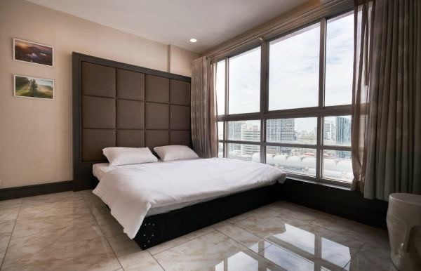🔥 Very good price, urgent! Corner room, open view, BTS side, in the heart of Pathumwan 🚆✨Pathumwan Resort 2 Bedroom 2 Bathroom (Corner room, unblocked view!) 6,300,000 baht (very good price!) 📞 Call: 092-461-6989