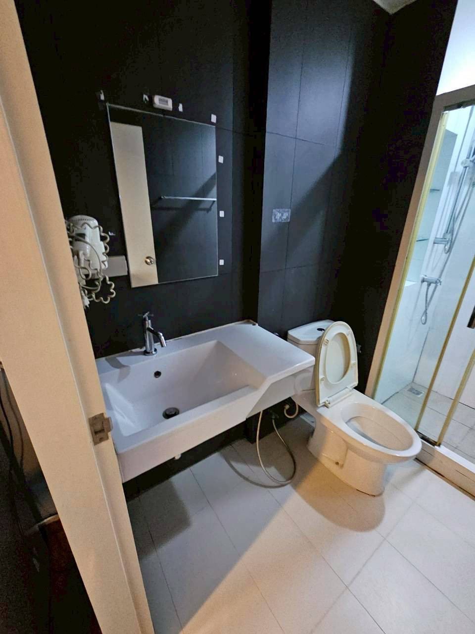 พร้อมอยู่ 5 พ.ย.นี้ ตึก C วิวนอก 📢 Line : @085pucam / 0627941024 🥳 YKP Rental Condo – รูปที่ 4