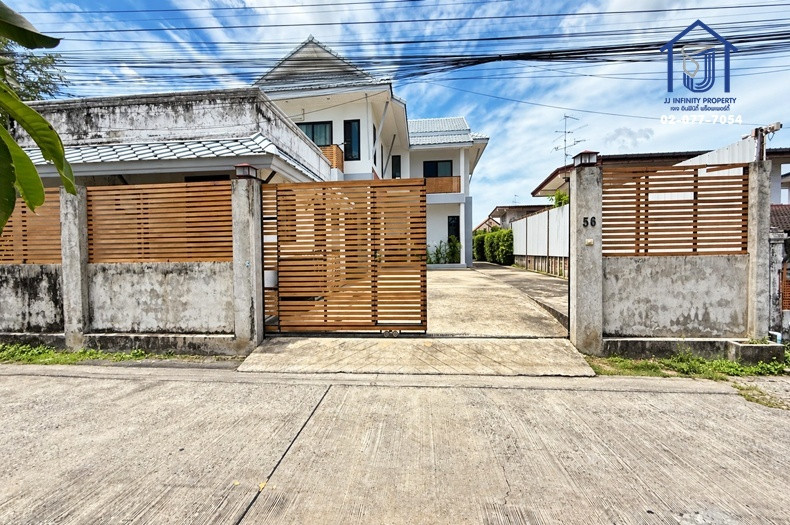 2-story detached house for sale, Pattawikorn Village, 96 sq m, Soi Nawamin 70, intersection 3-8, near the expressway and BTS. 2-story detached house for sale, Pattawikorn Village, 96 sq m, Soi Nawamin 70, intersection 3-8, near the expressway and BTS.