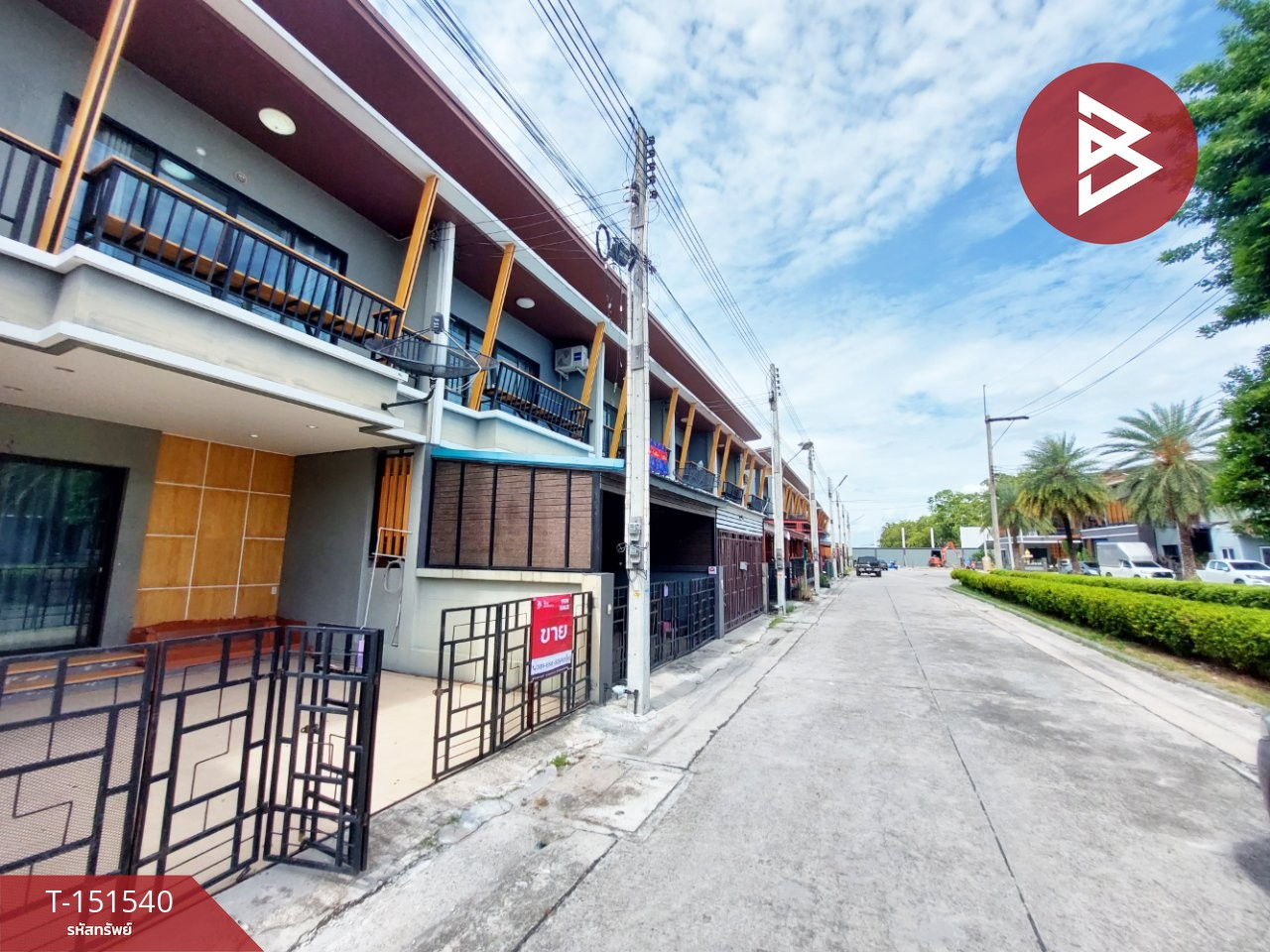 ขายทาวน์เฮ้าส์ หมู่บ้านสยามไอยรา รีสอร์ต (Siam Iyara Resort) ชลบุรี – รูปที่ 2