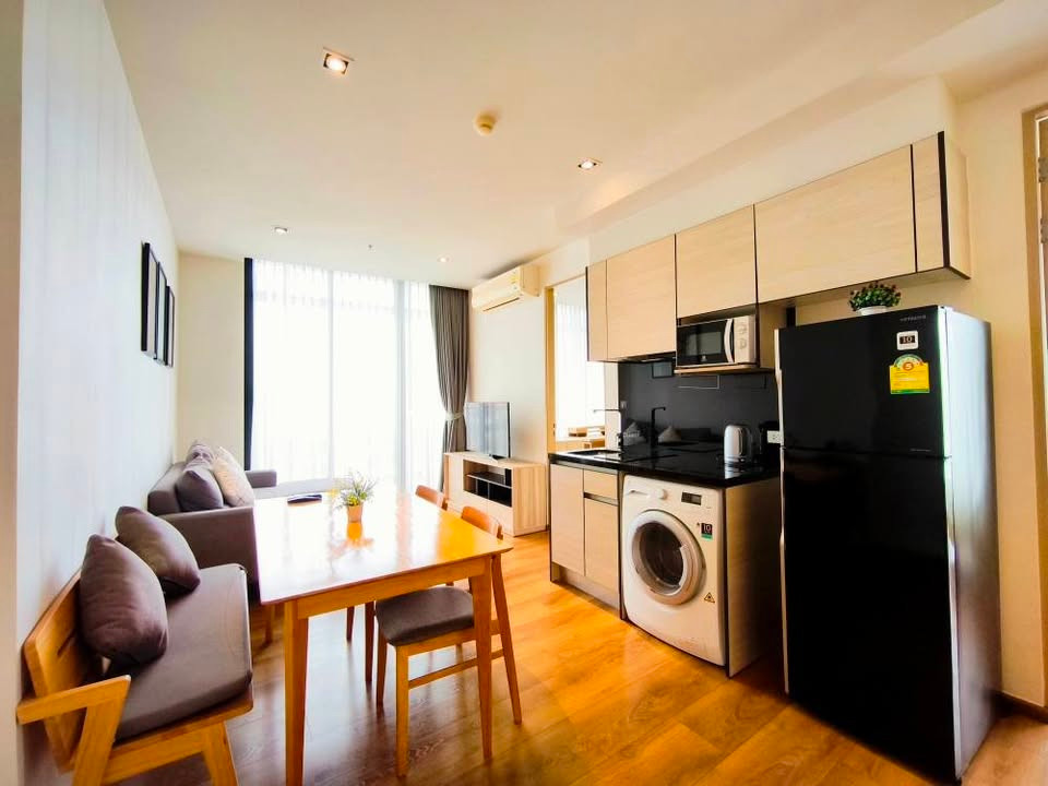 Park Origin Phrom Phong for rent 56 sqm 2 beds 1 bath 42,000 per month 