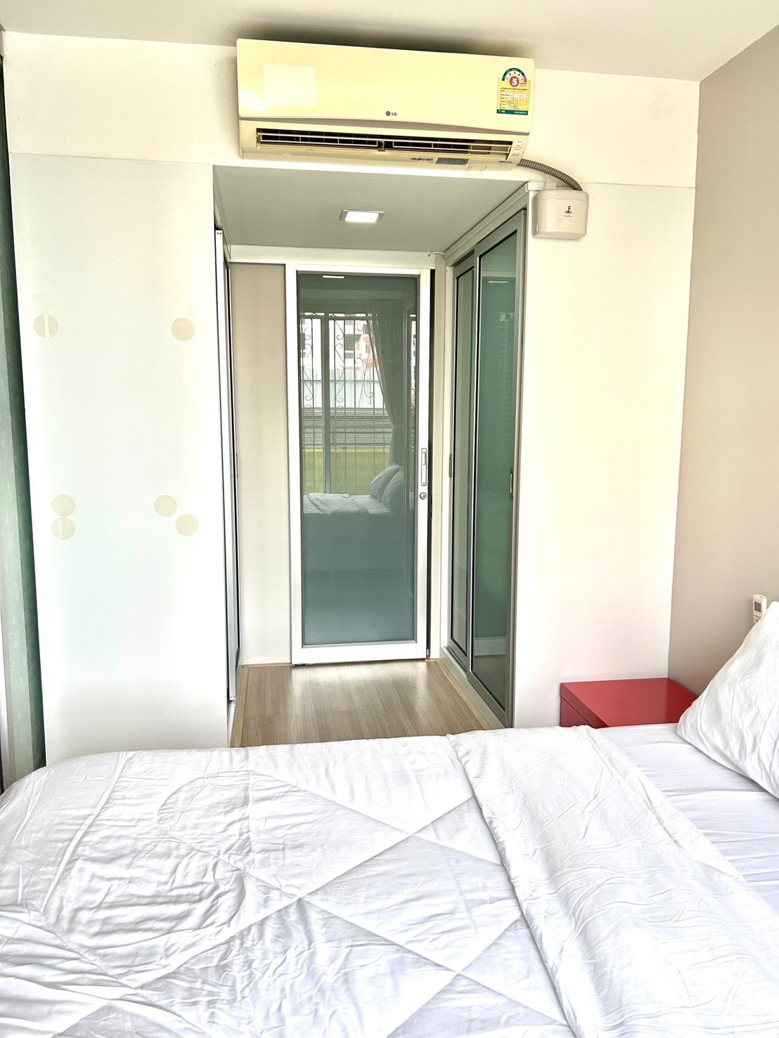 The Colory Vivid Condominium  ขายคอนโด เดอะ คัลเลอร์รี่ วิวิด MRT-ห้วยขวาง – รูปที่ 2