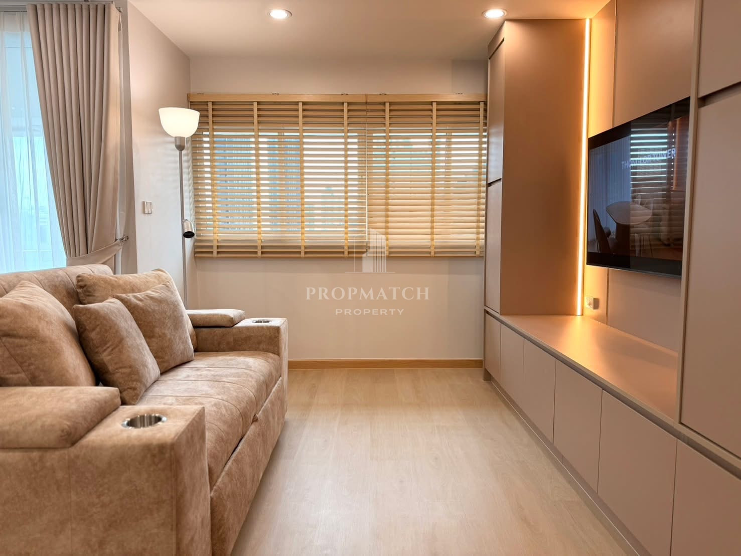 ✨Flash Deal ✨ Thonglor Tower ( 2Bed 2Bath 94SQM.) พร้อมอยู่ ! เพียง 55,000 บาทต่อเดือน Tel.0981315848@propmatch 