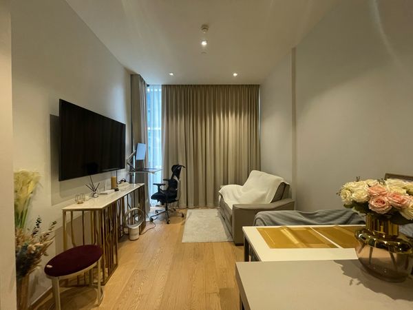 FOR SALE ( 1 BEDROOM 43.5 SQ.M )  BEST PRICE QUALITY  -- NEGOTAITION --
