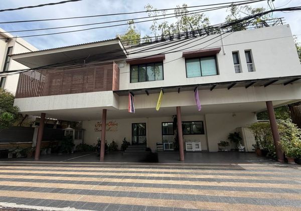 บ้านให้เช่า สุขุมวิท 24 พร้อมเช่า 17 พ.ย. 2026 ใกล้ Emporium และสวนเบญจกิติ เลี้ยงสัตว์ได้