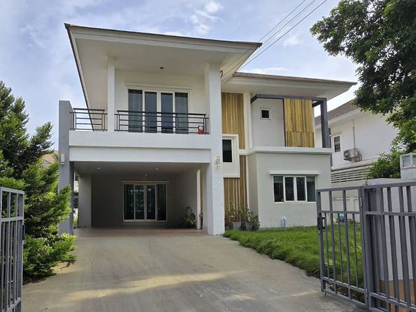 หลังบ้านติดทะเลสาบ! เงียบสงบ ร่มรื่น!! ขายบ้านเดี่ยว เดอะ เลควิลล์ พระราม 2 (The Lake Ville Rama 2) 80.9 ตร.วา ใกล้เซ็นทรัลมหาชัย   