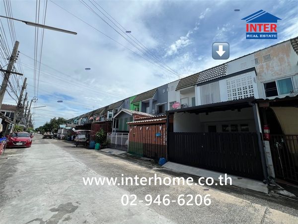 Townhouse, 2 floors, 16.5 sq m, Manorom Village 5. Soi Hathairat 39 Hathairat Road, Soi Hathairat Road 39, Khlong Sam Wa District, Bangkok