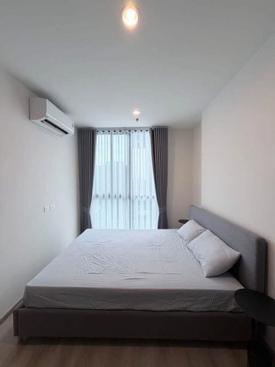 🔥Rent Now🔥 Nue District R9, near MRT Phra Ram 9 station and Central Rama 9. Fully furnished and ready to move in.