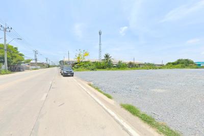 Land for sale along Anamai Ngam Charoen Road, over 2 rai, near Kanchanaphisek Expressway Road, 3.6 km. DD
