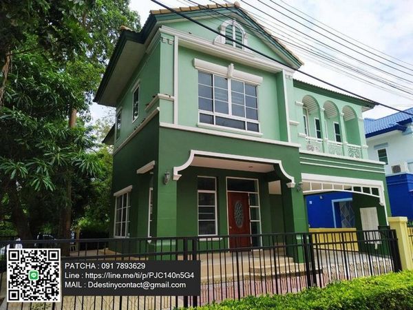 Corner detached house for rent Newly decorated throughout, good atmosphere, spacious space. Muang Phutthamonthon Sai 4 location