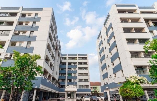 (A050323) Garden Court Condominium
