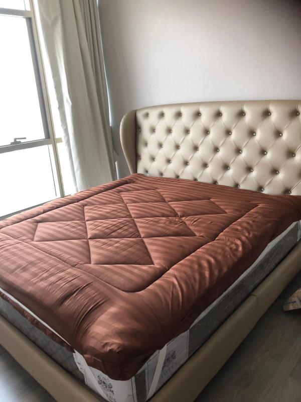 The Room Rama 4【𝐑𝐄𝐍𝐓】Sleek and stylish design, maximizing usable space, fully furnished, and complete with facilities. Contact Line ID: @hacondo