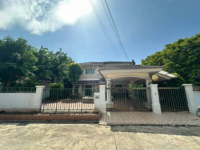 2-story detached house for sale, Parichat Village 345, Bang Khu Wat, area 72 sq m, near The Mall Ngamwongwan. 2-story detached house for sale, Parichat Village 345, Bang Khu Wat, area 72 sq m, near The Mall Ngamwongwan.