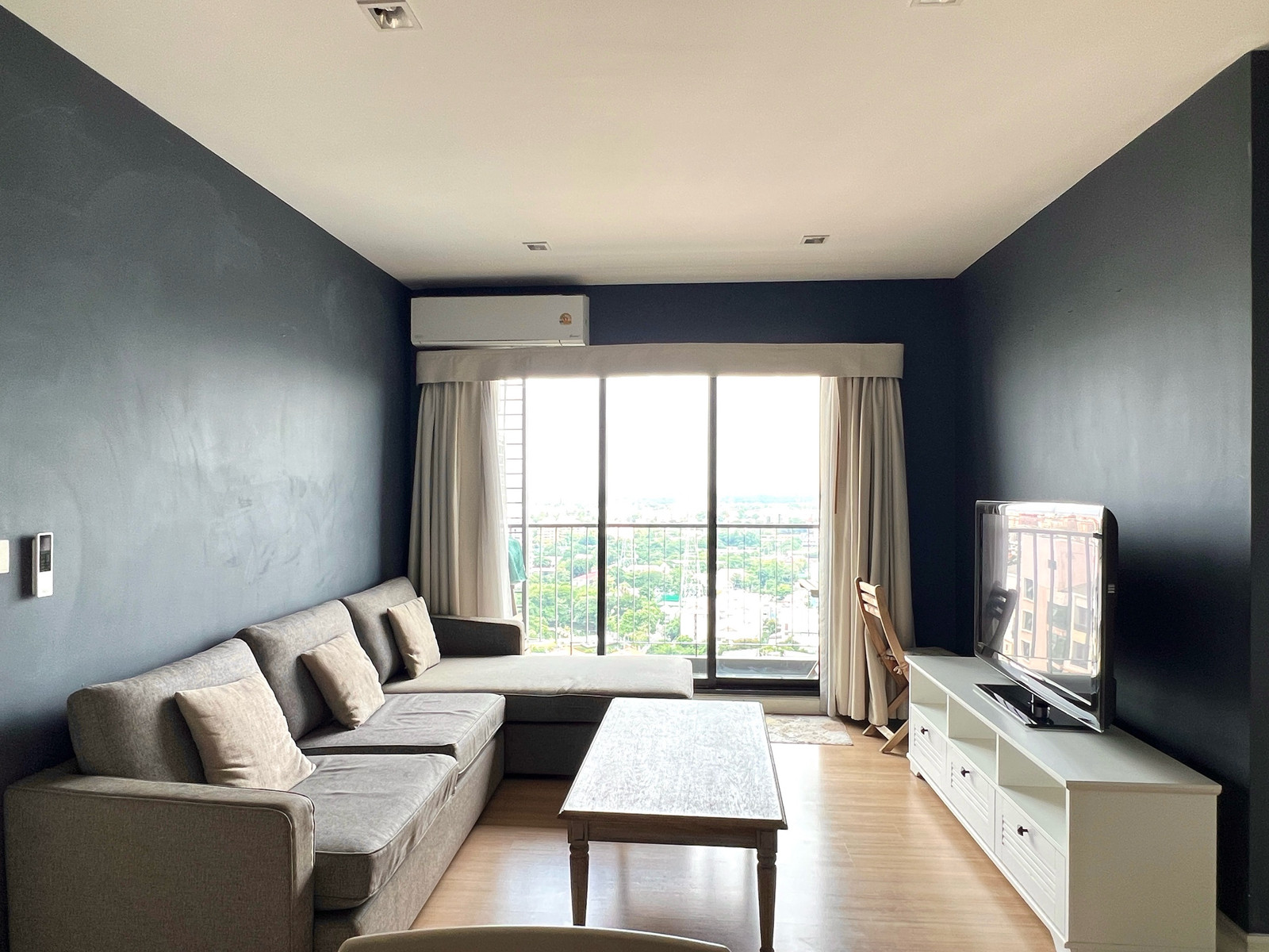 The Seed Mingle Suanplu 8 - 2 bedrooms, 2 bathrooms, high floor, corner room, river view, rent 40,000, ready to move in. The Seed Mingle Suanplu 8 - 2 bedrooms, 2 bathrooms, high floor, corner room, river view, rent 40,000, ready to move in.
