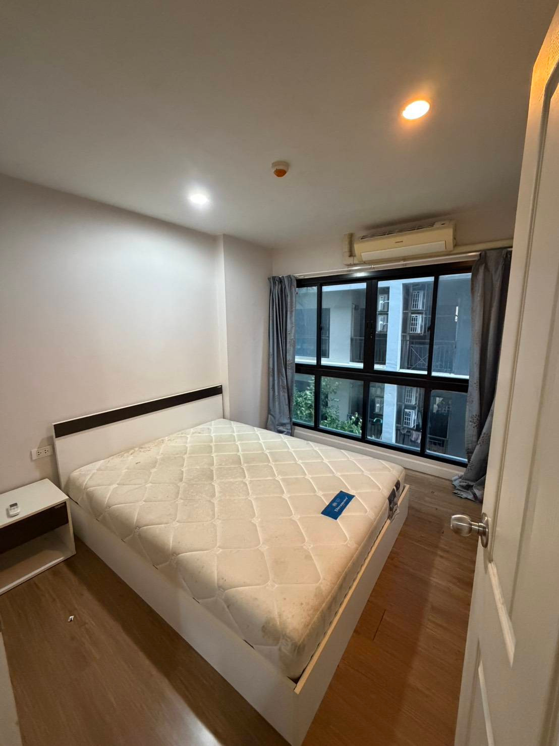 🥝🥝 (Empty room) Condo for rent, Hallmark Ngamwongwan 🥝🥝 3rd floor, size 30 sq m., fully furnished, with washing machine. 🥝🥝 (Empty room) Condo for rent, Hallmark Ngamwongwan 🥝🥝 3rd floor, size 30 sq m., fully furnished, with washing machine.
