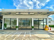 Commercial building for rent, Nong Khaem, Phetkasem 81, Bang Khae, Bang Bon, Krathum Baen, Phuttha Sakhon, has convenient parking, 200 sq m, next to Ma Charoen Road, can do business. Commercial building for rent, Nong Khaem, Phetkasem 81, Bang Khae, Bang Bon, Krathum Baen, Phuttha Sakhon, has convenient parking, 200 sq m, next to Ma Charoen Road, can do business.