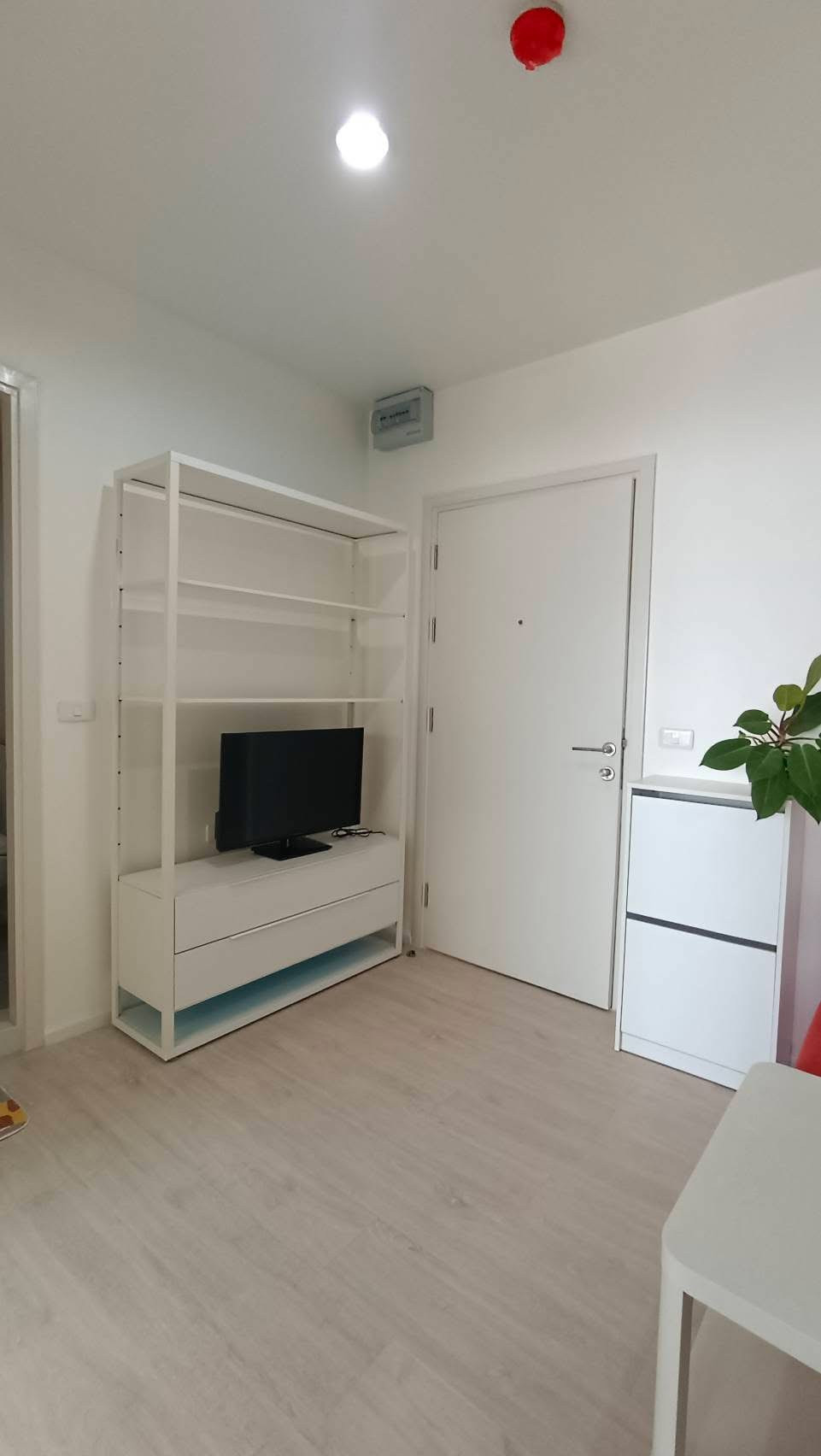 🔥SPECIAL DEAL🔥Condo for rent Aspire Sathorn - Tha Phra price 12,000 baht/month (UP-0384)