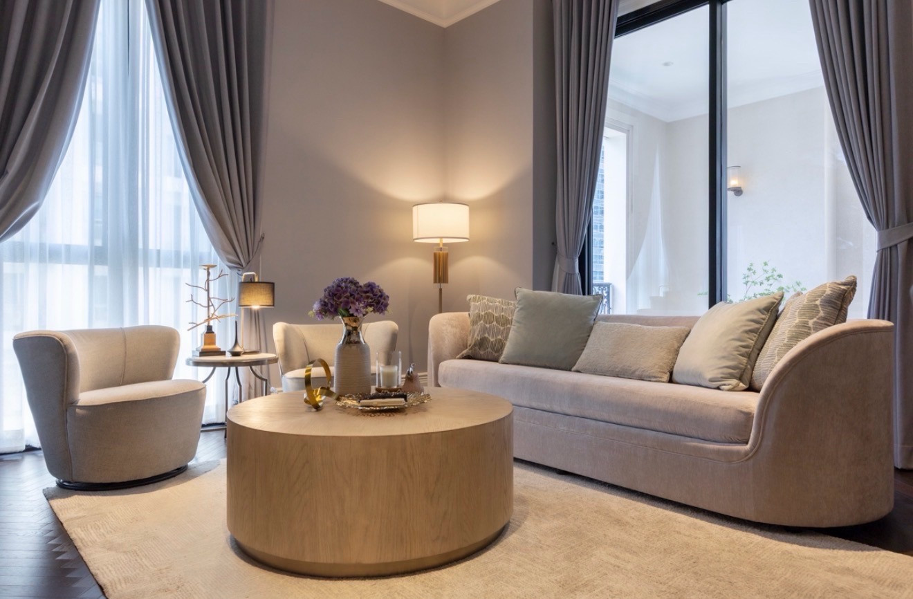 Luxury Duplex 3 ห้องนอน ทำเลถนนวิทยุ ใจกลางกรุงเทพฯ ใกล้แหล่งช้อปปิ้งและสิ่งอำนวยความสะดวกสำคัญ Luxury Duplex 3 ห้องนอน ทำเลถนนวิทยุ ใจกลางกรุงเทพฯ ใกล้แหล่งช้อปปิ้งและสิ่งอำนวยความสะดวกสำคัญ