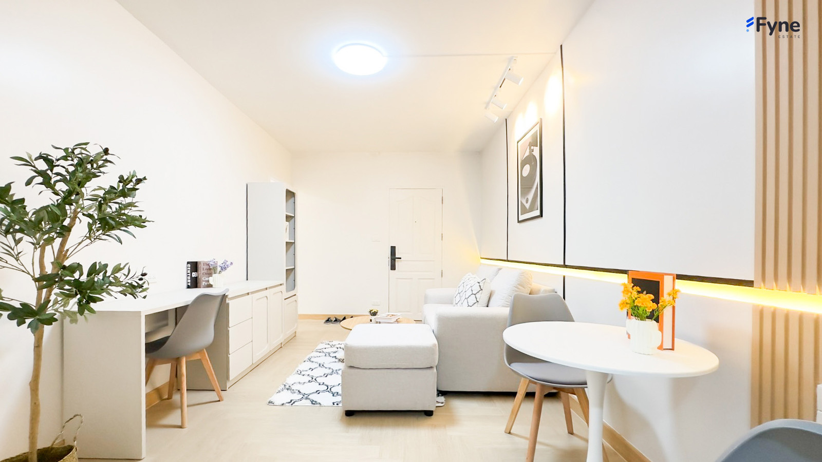 Montienthip Condo Town (next to the road along Ekkamai-Ramindra Expressway) ❣ 2 bedrooms Montienthip Condo Town (next to the road along Ekkamai-Ramindra Expressway) ❣ 2 bedrooms