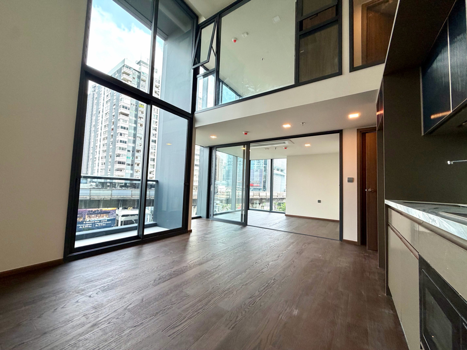 Feel like Home, price less than 20mb, view like this, awesome location, call 0946503223