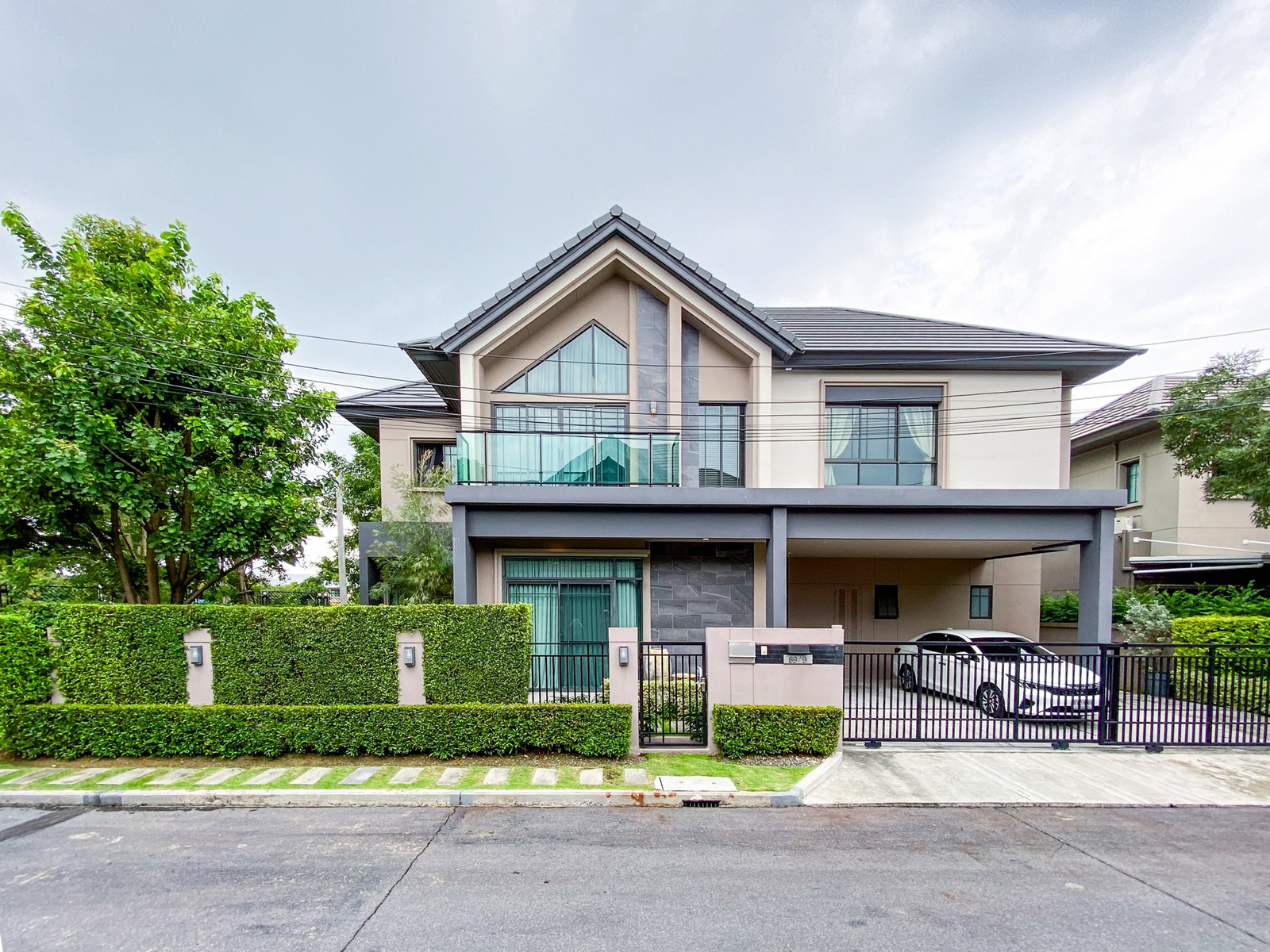 🏠ขายบ้านเดี่ยว บางกอก บูเลอวาร์ด สาทร-ปิ่นเกล้า 2 | ที่ดิน 74 ตร.วา พื้นที่ 322 ตรม. | แปลงมุมติดคลับเฮาส์ พร้อมอยู่ 15.2 mb✨ 🏠ขายบ้านเดี่ยว บางกอก บูเลอวาร์ด สาทร-ปิ่นเกล้า 2 | ที่ดิน 74 ตร.วา พื้นที่ 322 ตรม. | แปลงมุมติดคลับเฮาส์ พร้อมอยู่ 15.2 mb✨