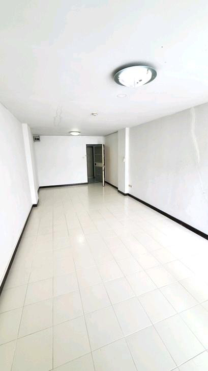 ห้องเปล่าติดแอร์ สี่แยกเทพารักษ์ – รูปที่ 2