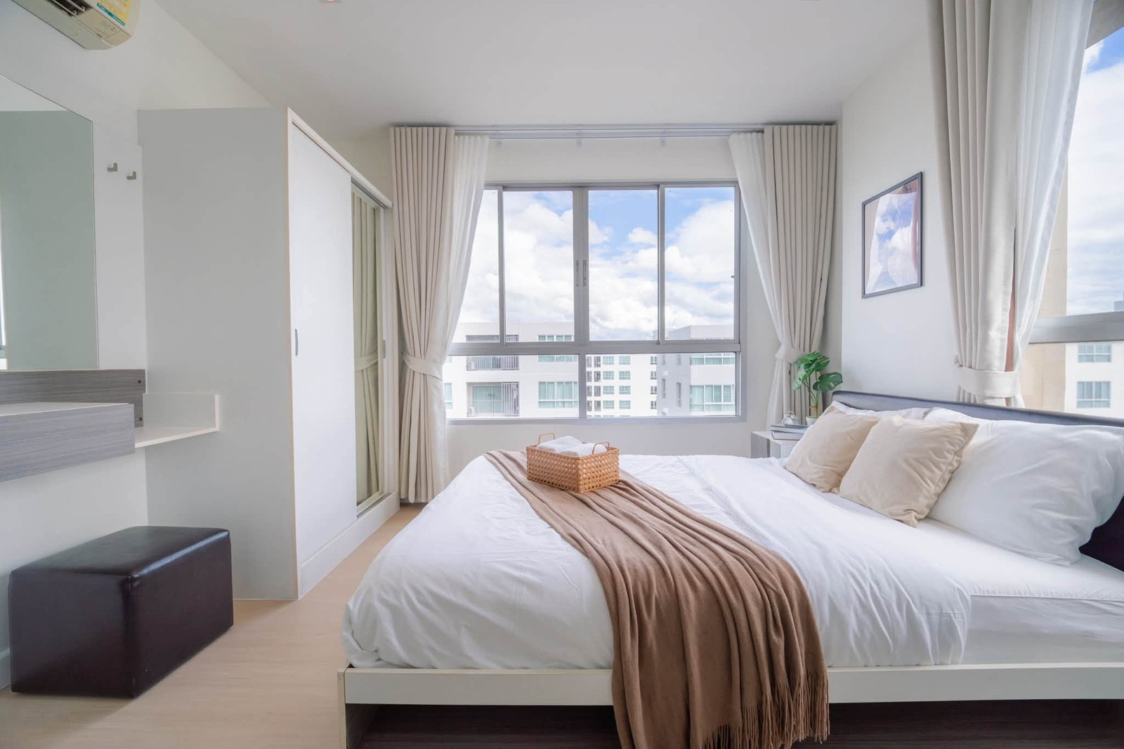  D Condo Sign, Corner Unit, Windows on Two Sides, Fully Furnished, Next to Central Festival Chiang Mai.
