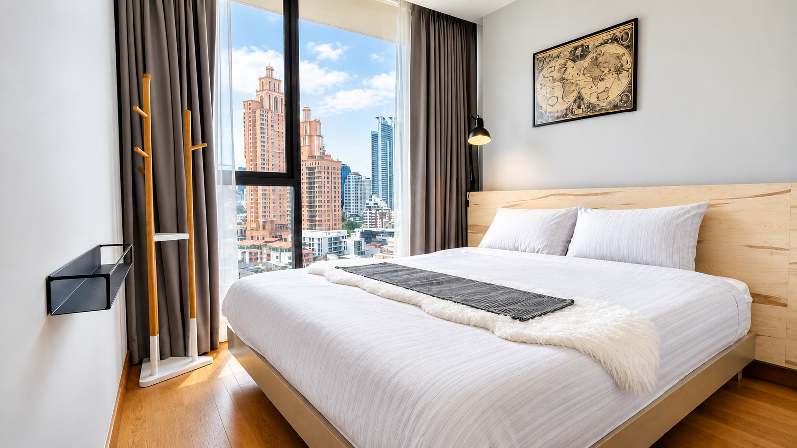 ✦ Hot Deal🔥 2BR Skyline View l The Lumpini 24 in Sukhumvit 24 l 900 m from BTS Phrom Phong ✦ Hot Deal🔥 2BR Skyline View l The Lumpini 24 in Sukhumvit 24 l 900 m from BTS Phrom Phong