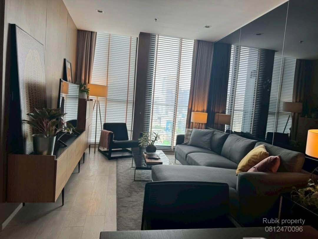 NOBLE PLOENCHIT | 2 BEDROOM CORNER UNIT RB2325 NOBLE PLOENCHIT | 2 BEDROOM CORNER UNIT RB2325