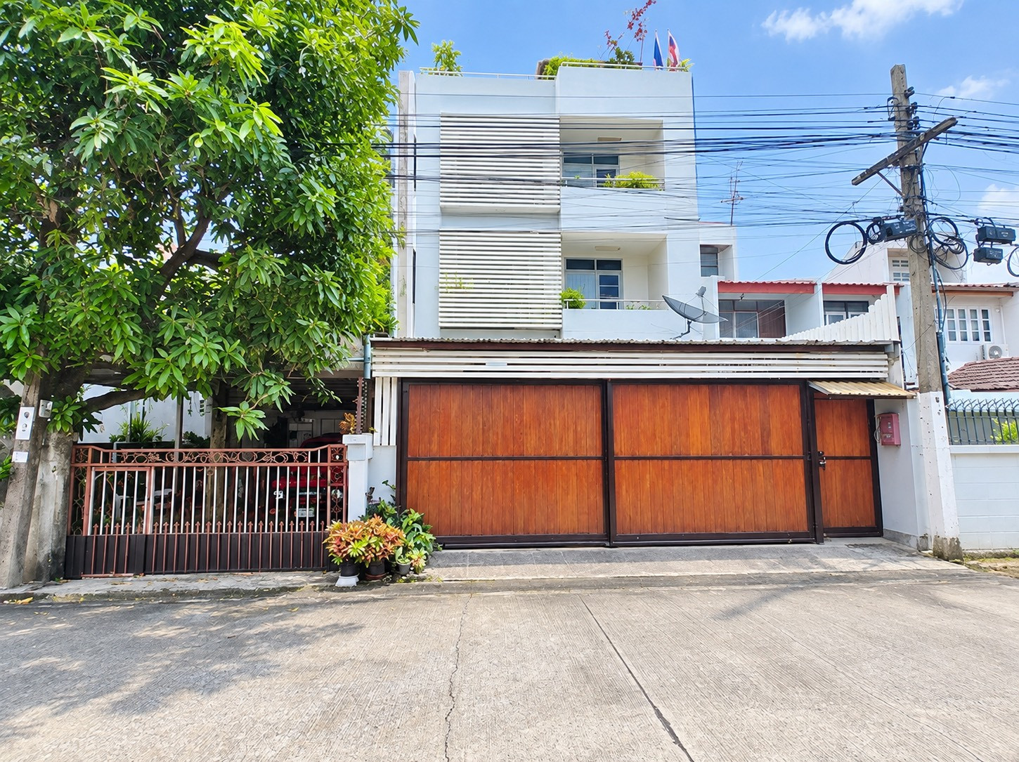 ขายบ้านเดี่ยว 4 ชั้น ซอยสังคมสงเคราะห์ 11 ลาดพร้าว 71-นาคนิวาส ขายบ้านเดี่ยว 4 ชั้น ซอยสังคมสงเคราะห์ 11 ลาดพร้าว 71-นาคนิวาส