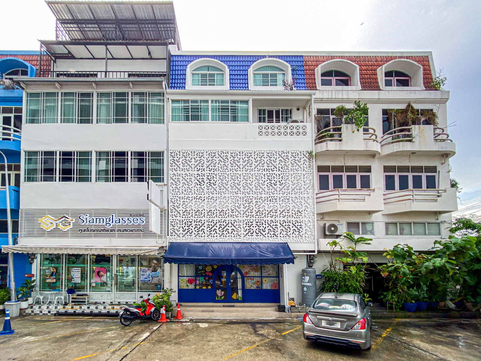 ✨Home Office 5 floors, next to MRT Bang Khae - usable area 380 sq m., complete functions, 5 floors, has stock + office + living zones, ready to move in, no common fees, only 10.5 million baht! ✨ ✨Home Office 5 floors, next to MRT Bang Khae - usable area 380 sq m., complete functions, 5 floors, has stock + office + living zones, ready to move in, no common fees, only 10.5 million baht! ✨