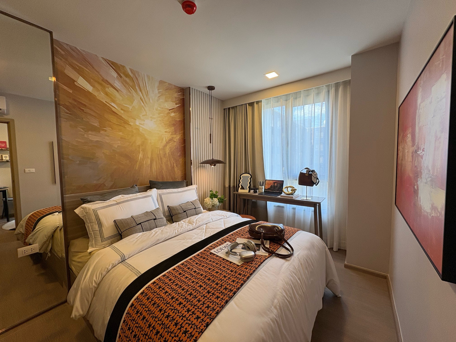 พร้อมอยู่! THE BASE Ratchada 19 (เดอะ เบส รัชดา 19) 🏢✨Sale: 2,424,00✨ Pet friendly 🐶 