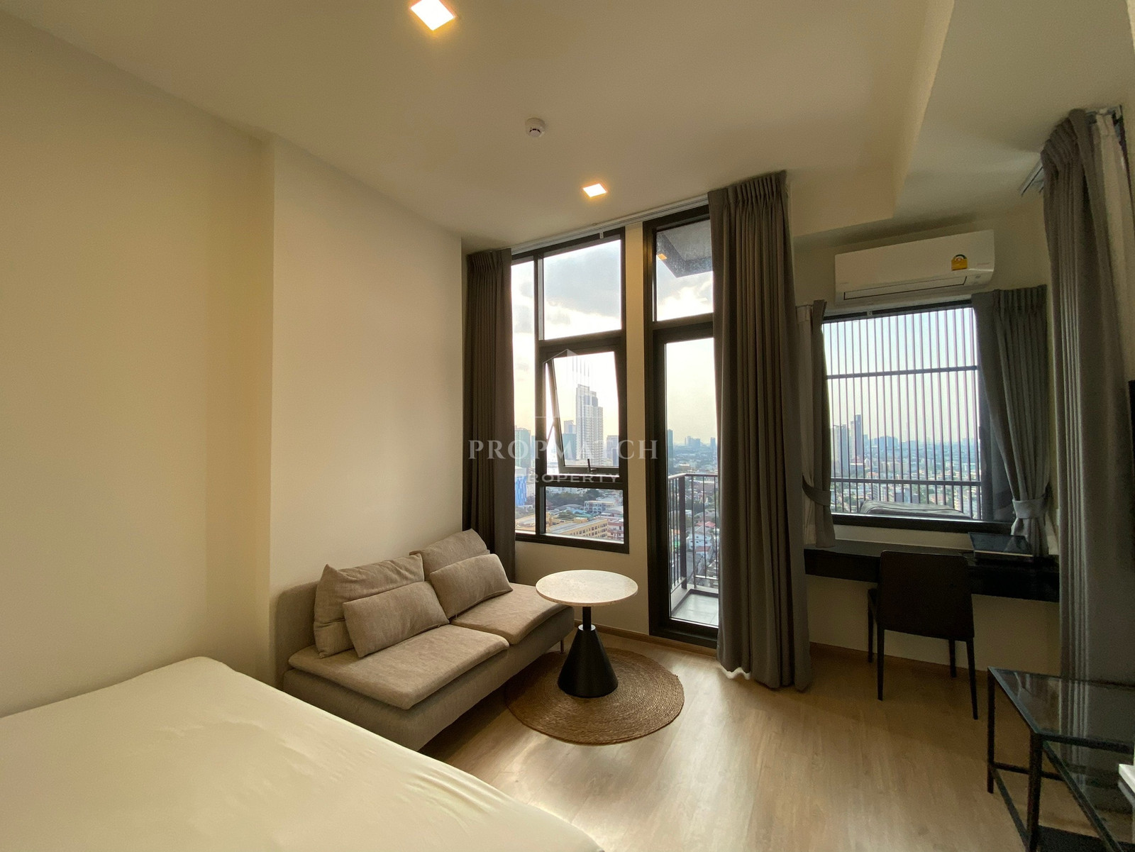 ✨Flash Deal ✨Centric ratchayothin ( 1Bed 1Bath 27.5SQM.) พร้อมอยู่ ! เพียง 16,000 บาทต่อเดือน Tel.0981315848@propmatch ✨Flash Deal ✨Centric ratchayothin ( 1Bed 1Bath 27.5SQM.) พร้อมอยู่ ! เพียง 16,000 บาทต่อเดือน Tel.0981315848@propmatch
