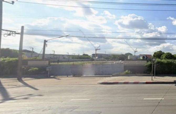 🌿 Large plot of land for sale, Khubon location, near Big C Khubon.