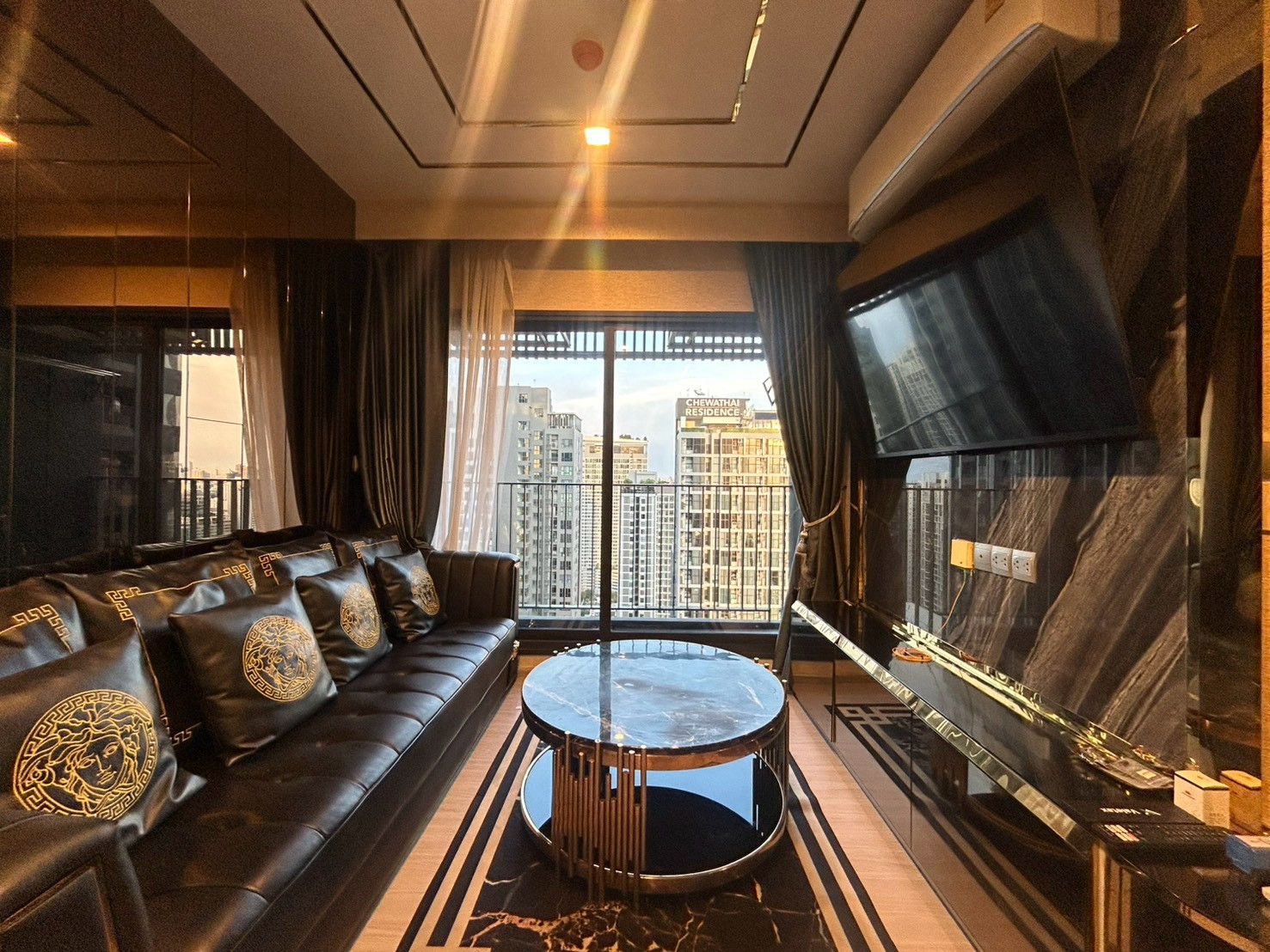 PFD-09222 Condo for rent Life Asoke Hype : Beautifully decorated room in a modern luxury style. PFD-09222 Condo for rent Life Asoke Hype : Beautifully decorated room in a modern luxury style.