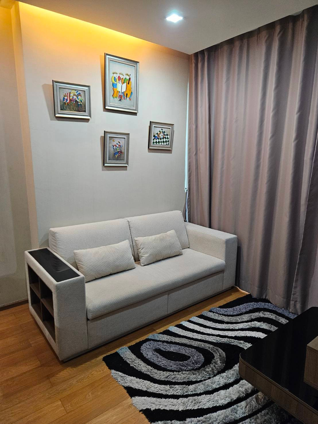 ปล่อยเช่า The Address Sathorn ห้องสวย ทำเลดี มีอ่างอาบน้ำ ปล่อยเช่า The Address Sathorn ห้องสวย ทำเลดี มีอ่างอาบน้ำ