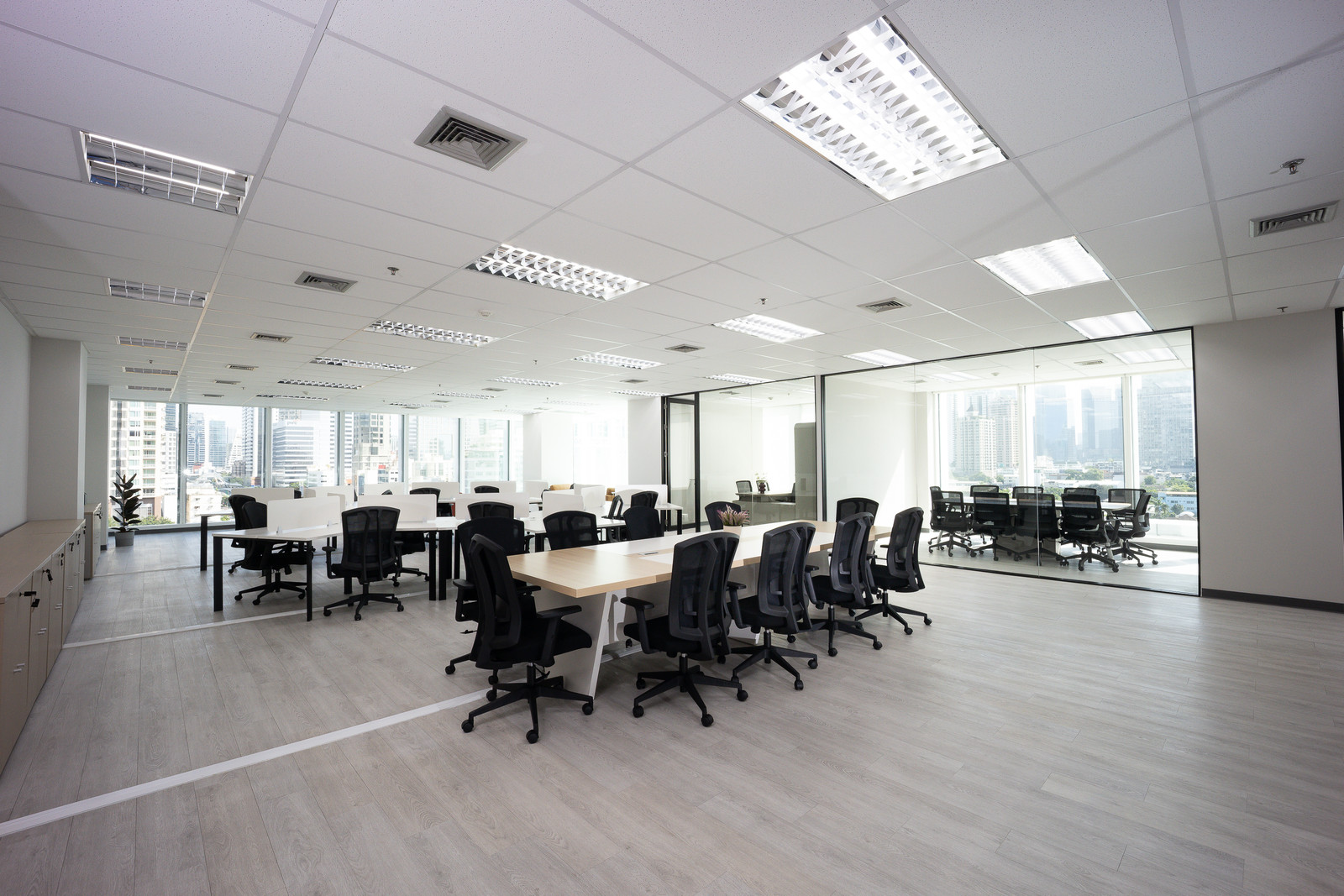 Fully Furnished Office for Rent in Sathorn 258 sq.m. Fully Furnished Office for Rent in Sathorn 258 sq.m.