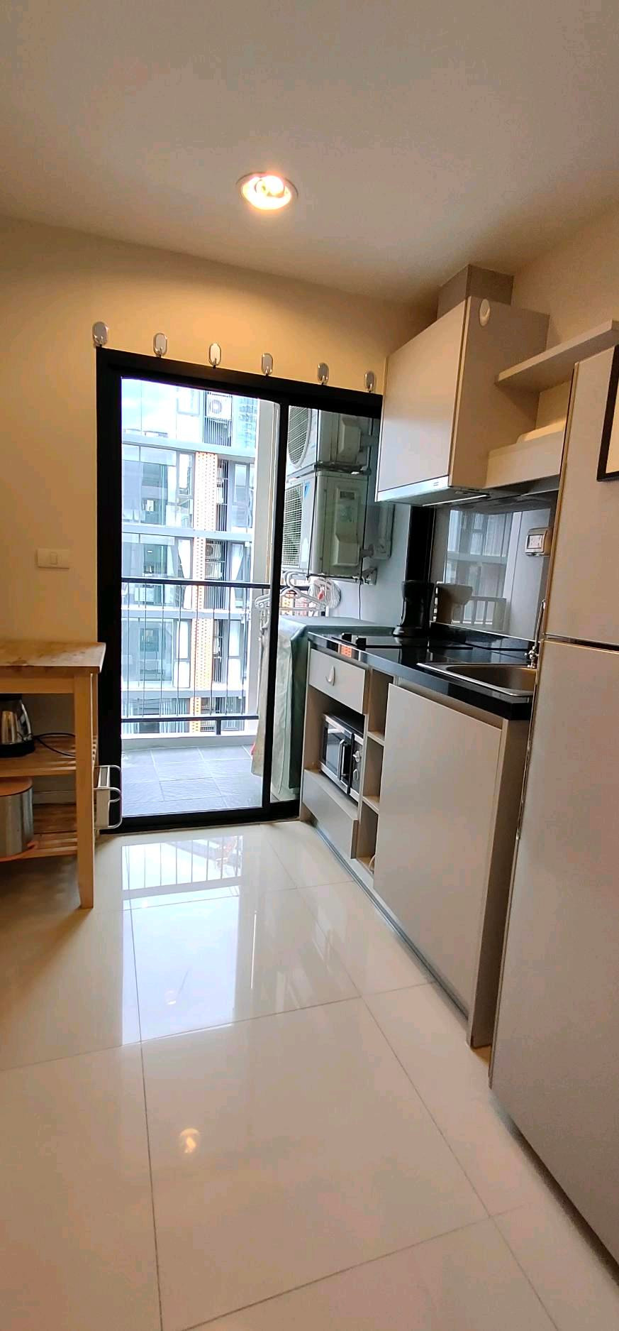Condo with tenant, 32 square meters, 6th floor, Building A.