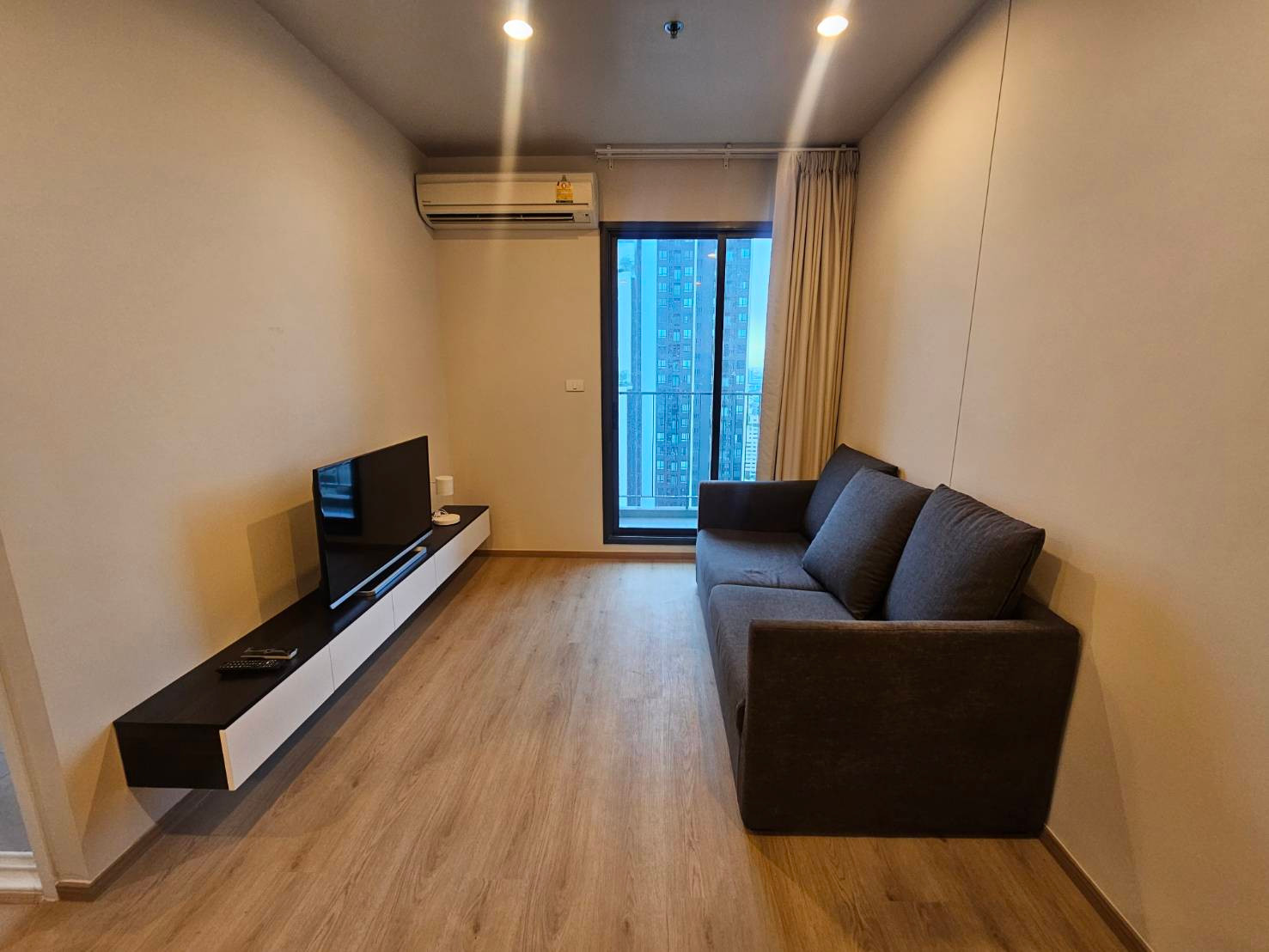 For rent, 1 bedroom, 1 bathroom, Centric Ari Station | Centric Ari Station For rent, 1 bedroom, 1 bathroom, Centric Ari Station | Centric Ari Station
