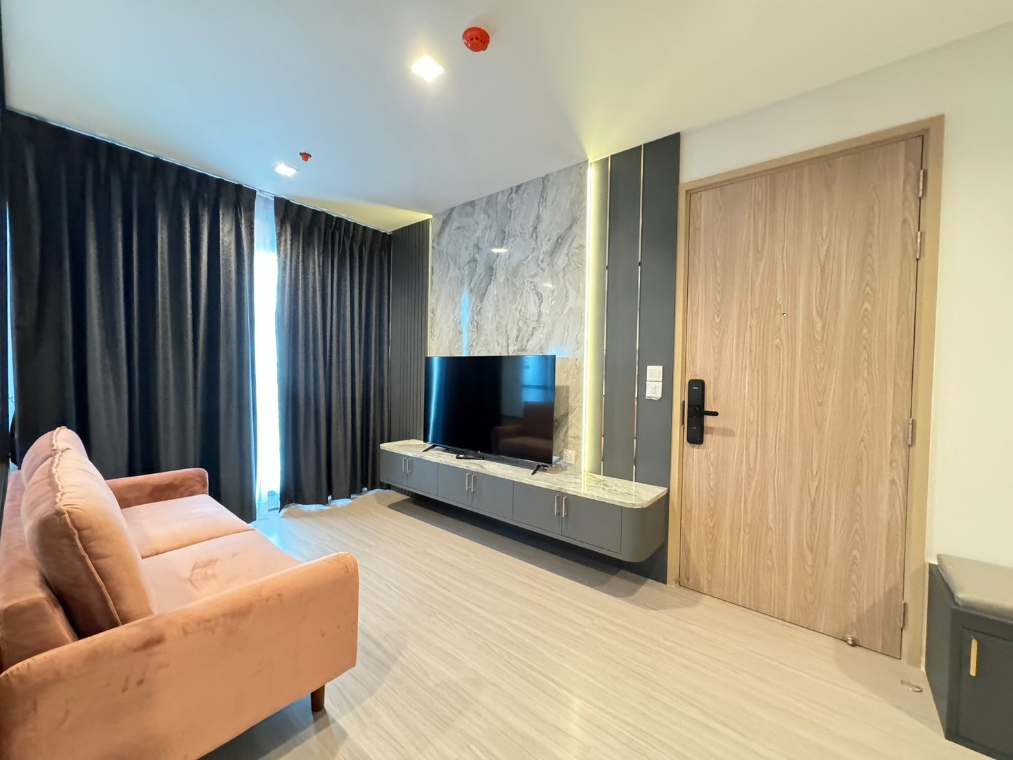 Life Sathorn Sierra 2 Bedroom, Near BTS Talat Phru 26,000/Month ว่างพร้อมให้เช่า Life Sathorn Sierra 2 Bedroom, Near BTS Talat Phru 26,000/Month ว่างพร้อมให้เช่า