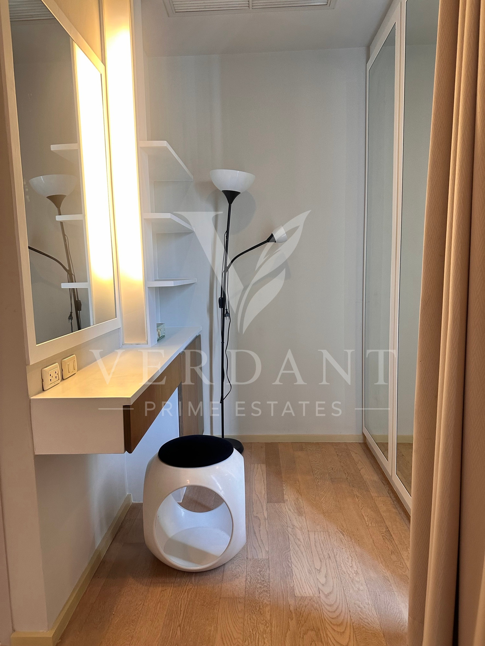 🏢 โนเบิล รีไฟน์ (Noble Refine) ให้เช่า ห้องหัวมุม 52 ตร.ม. – รูปที่ 3