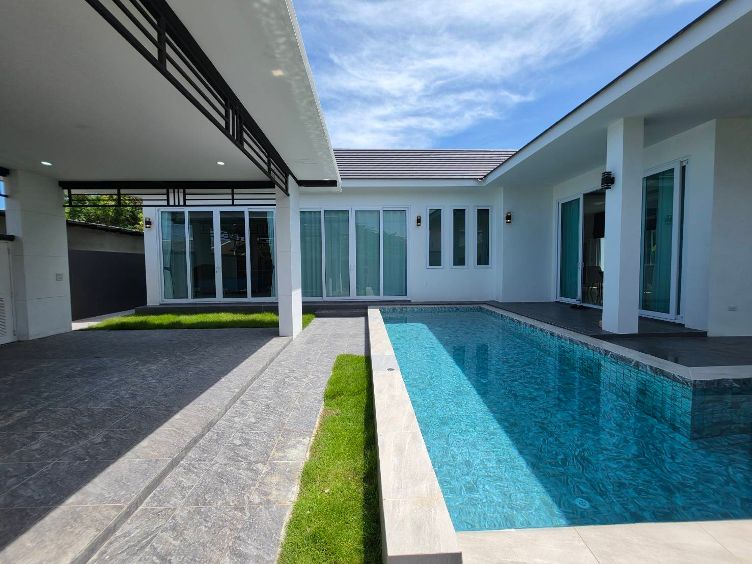 บ้านเดี่ยวพร้อมสระว่ายน้ำส่วนตัว ทำเลหัวหิน ซอย 102 – รูปที่ 4